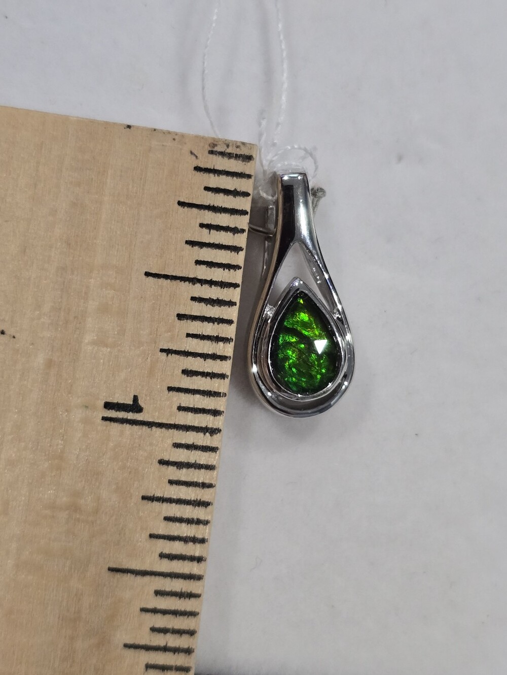 Korite Ammolite Teardrop Pendant in Vivid Green. NIB - Picture 3 of 4